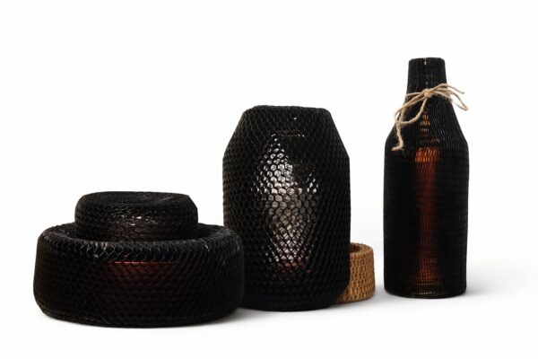 Czarny papierowy rękaw honeycomb na butelki i szkło o średnicy do 25 cm